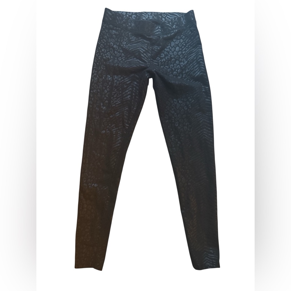 victoria’s Secret pink, small petite Black snake Textured Leggings